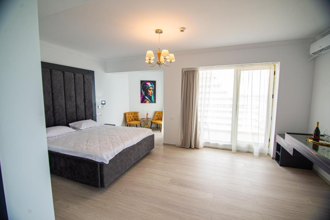 Alessio Hotel Residence Костінешть Екстер'єр фото