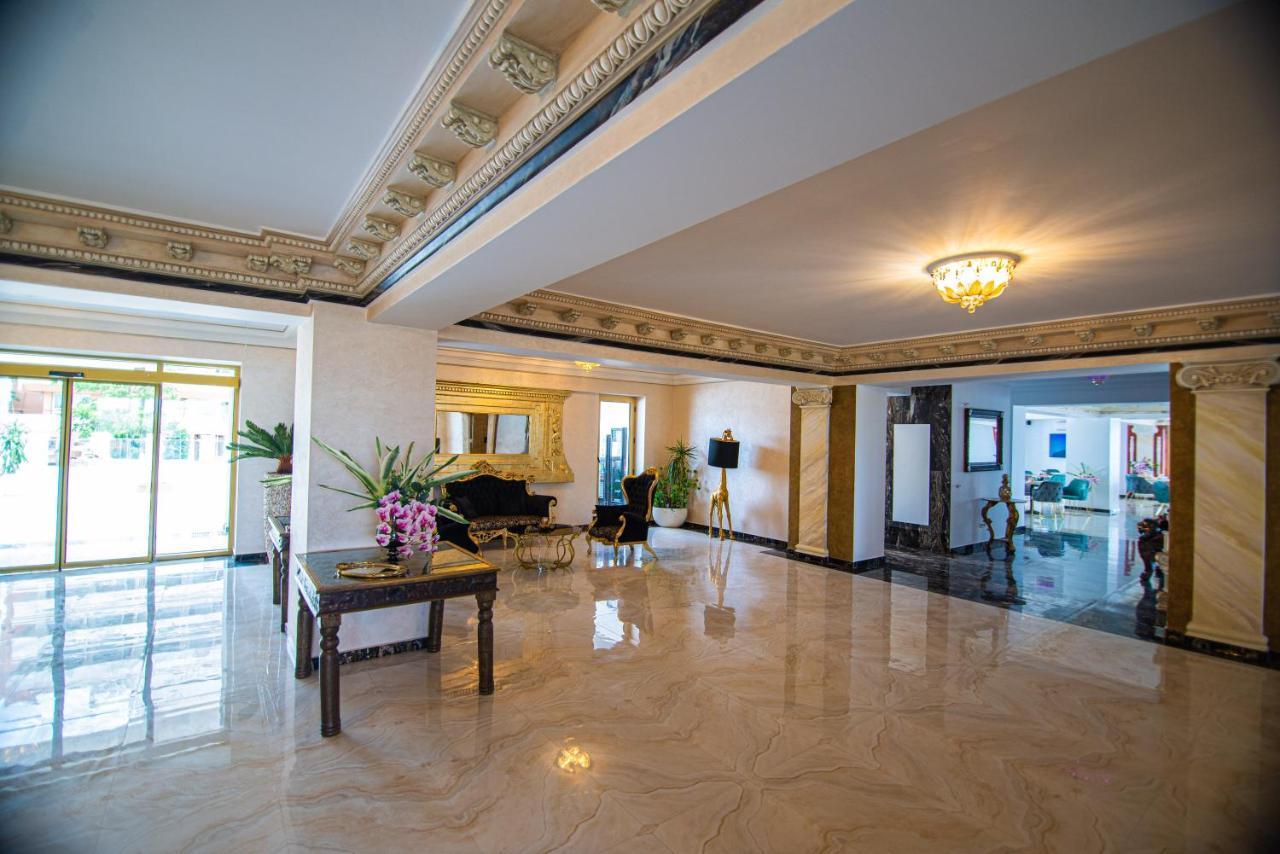 Alessio Hotel Residence Костінешть Екстер'єр фото