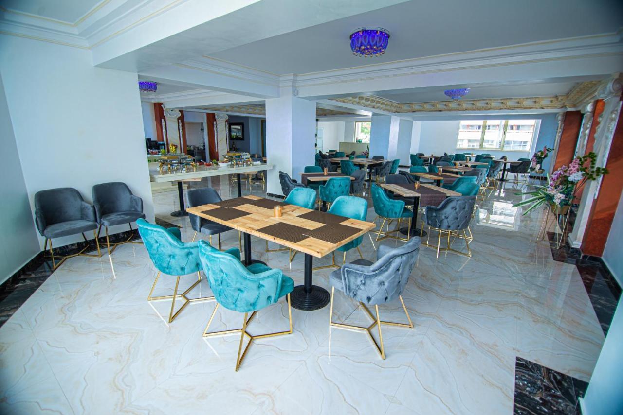 Alessio Hotel Residence Костінешть Екстер'єр фото