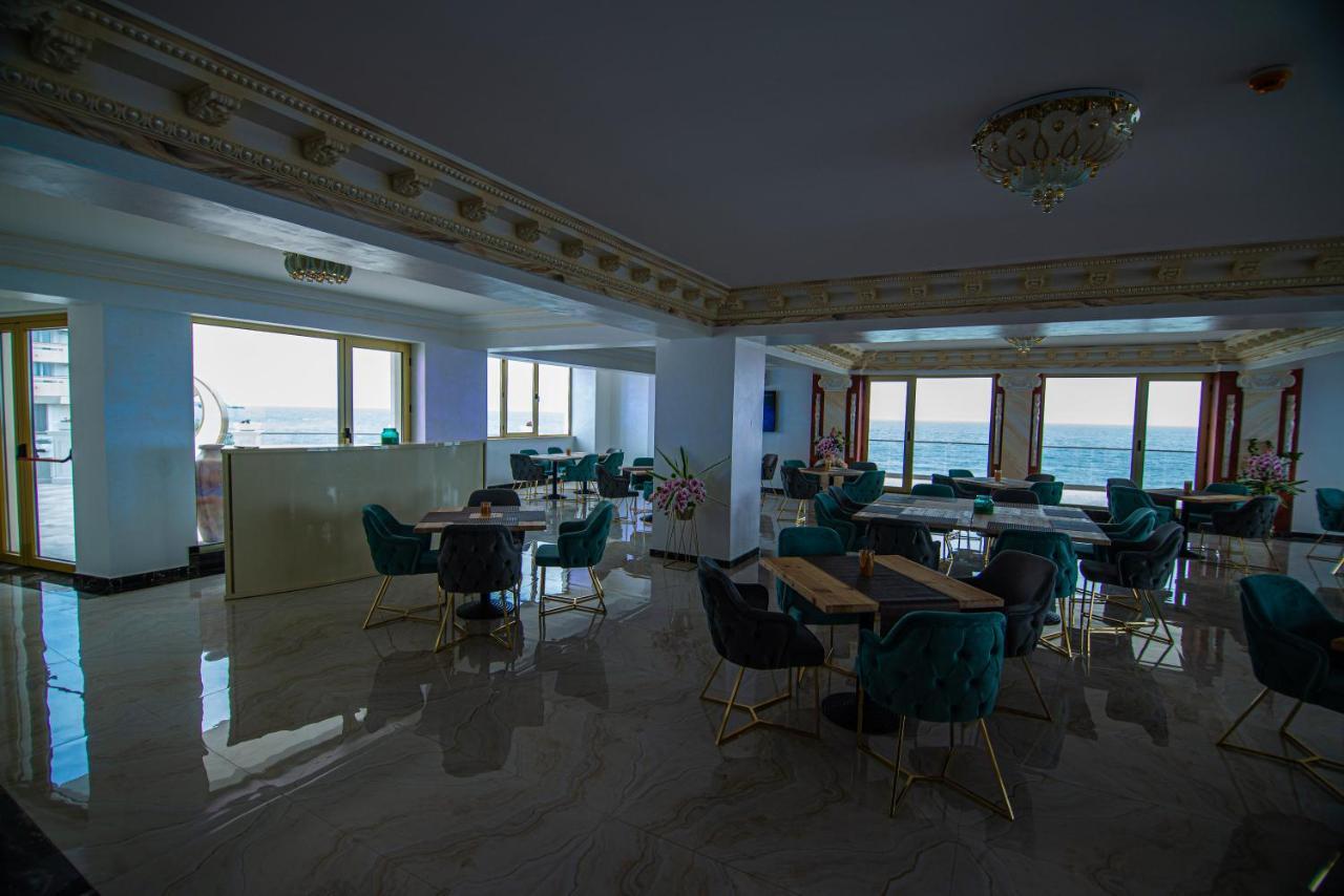 Alessio Hotel Residence Костінешть Екстер'єр фото